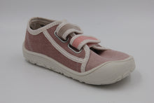 Laden Sie das Bild in den Galerie-Viewer, VICTORIA Barefoot Canvas Sneaker Bosco in Farbe rosa