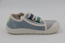 Laden Sie das Bild in den Galerie-Viewer, VICTORIA Barefoot Canvas Sneaker Bosco mit 2 x Klett in Farbe azul