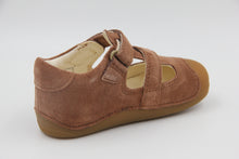 Laden Sie das Bild in den Galerie-Viewer, Bundgaard Petit Summer Barefoot Sandalen in Farbe mocha