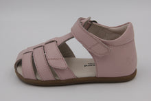Laden Sie das Bild in den Galerie-Viewer, Bundgaard ROX Barefoot Sandalen in Farbe old rose