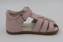 Laden Sie das Bild in den Galerie-Viewer, Bundgaard ROX Barefoot Sandalen in Farbe old rose