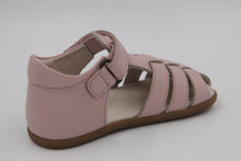 Laden Sie das Bild in den Galerie-Viewer, Bundgaard ROX Barefoot Sandalen in Farbe old rose
