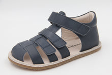 Laden Sie das Bild in den Galerie-Viewer, Bundgaard Sebastian Barefoot Sandalen in Farbe navy