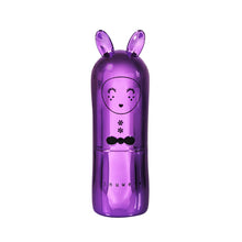 Laden Sie das Bild in den Galerie-Viewer, Inuwet Lippenbalsam Bunny für Kinder in metallic lila mit Schwarze Johannisbeere-Geschmack, VINLB23
