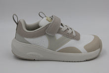Laden Sie das Bild in den Galerie-Viewer, VICTORIA Barefoot Sneaker Kai in Farbe blanco

