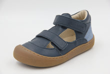 Laden Sie das Bild in den Galerie-Viewer, Naturino Sandalen Barefoot Irtys in Farbe navy celeste
